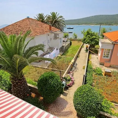 By The Sea - 19193 Apartment Ist